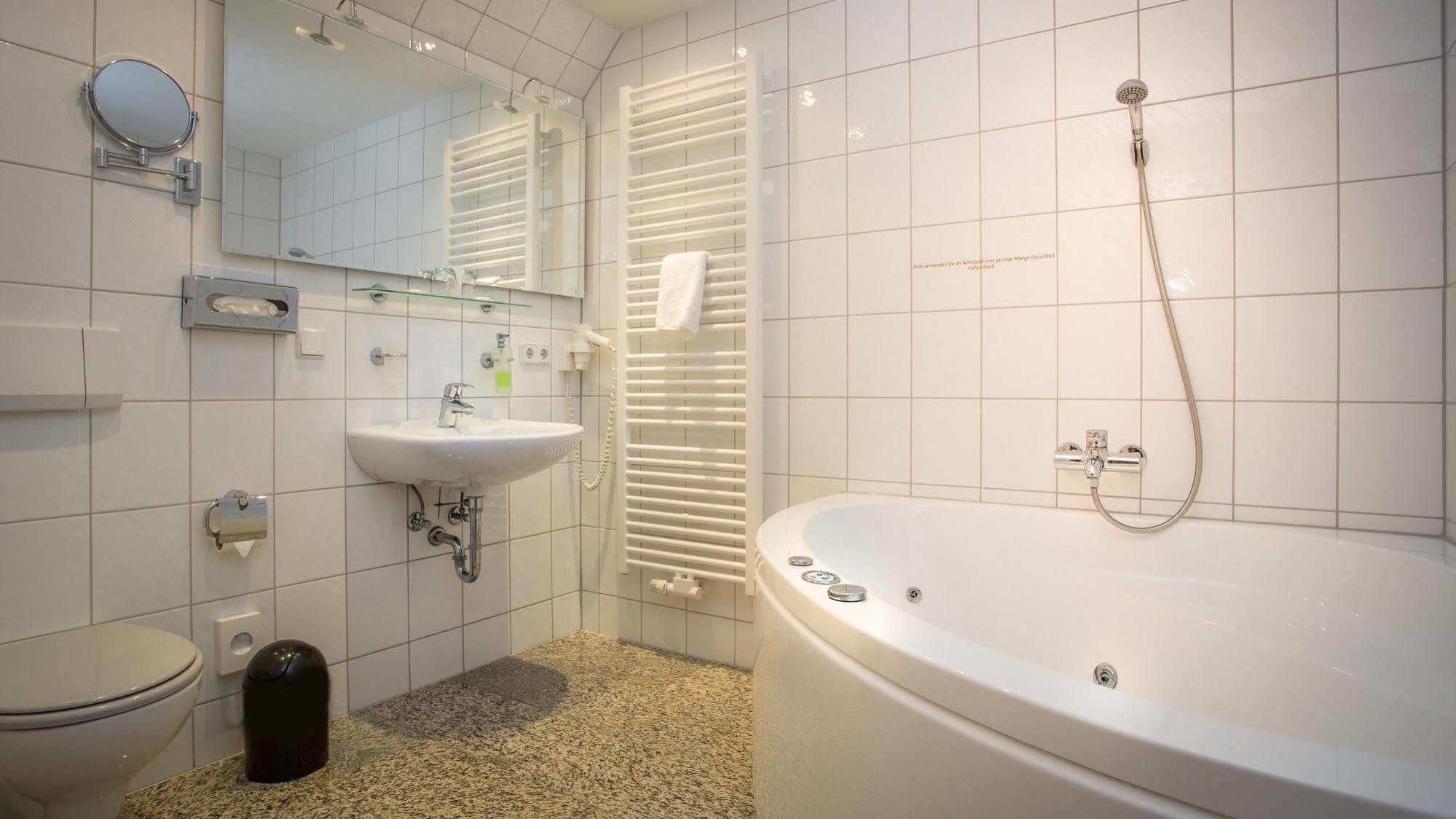 Hotel Stettiner Hof Greifswald Buitenkant foto